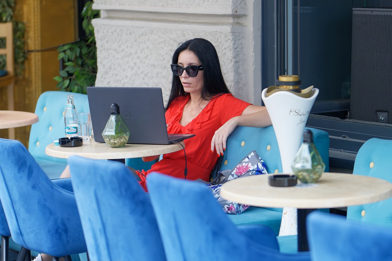 entdecken sie die vorteile von remote work: flexibilität, mehr work-life-balance und effiziente zusammenarbeit im homeoffice. tipps & tools für produktives arbeiten von überall.