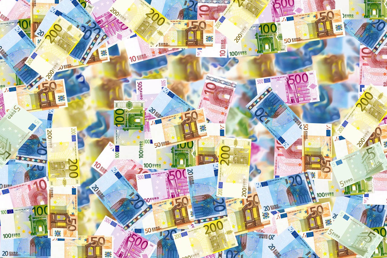 Wie kann man effektiv Geld sparen ohne zu verzichten?